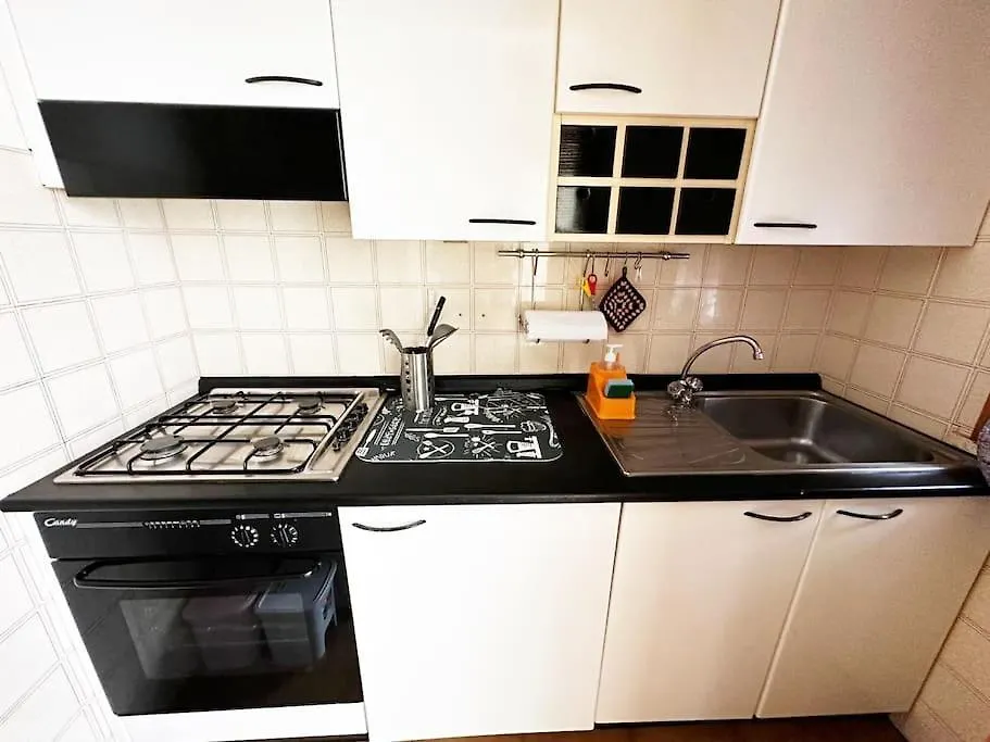 Apartament Casa La Coccinella In Cisanello Di Elisa E Fabio Piza 0*,